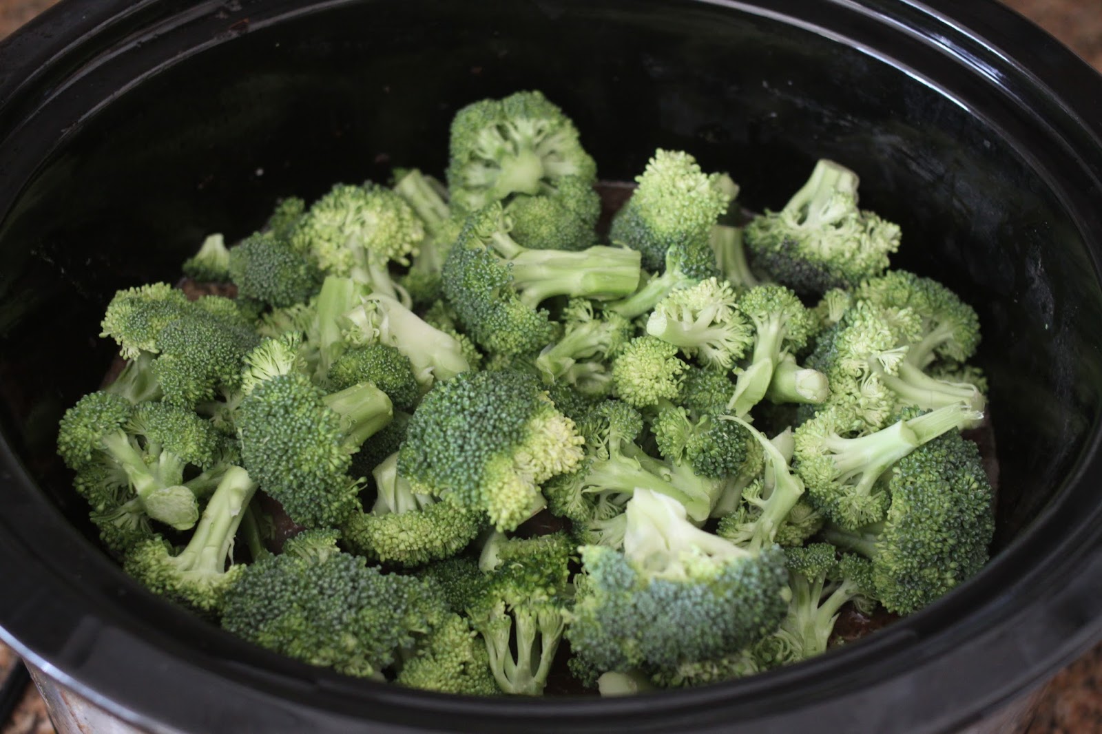 The Larson Lingo Slow Cooker Broccoli Beef