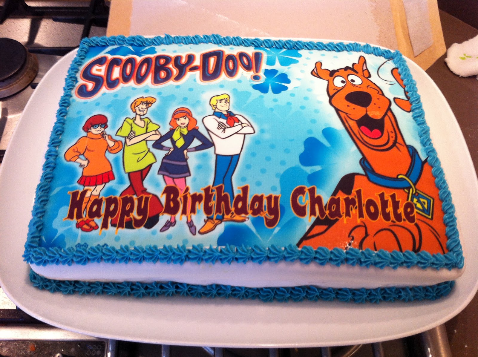 Makes, bakes and occasional fakes Scooby Doo Birthday Cake
