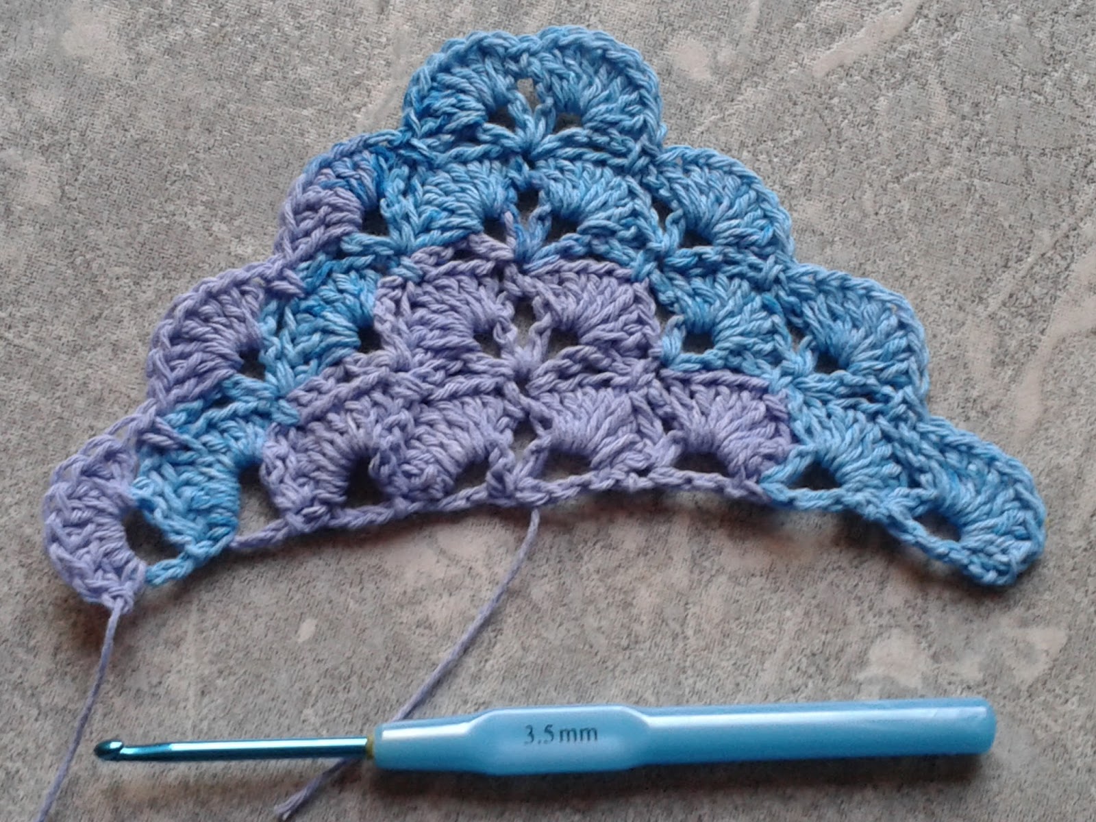 funkycrochet: Free crochet pattern: 10001 Triangle shawl
