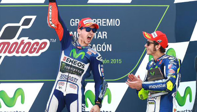 Jorge Lorenzo naik podium di MotoGP Aragon, Spanyol