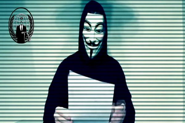 شاهد بالفيديو مجموعة هاكرز أنونيموس تحذر الناس للتحظير للحرب العالمية الثالثة قريبا Anony
