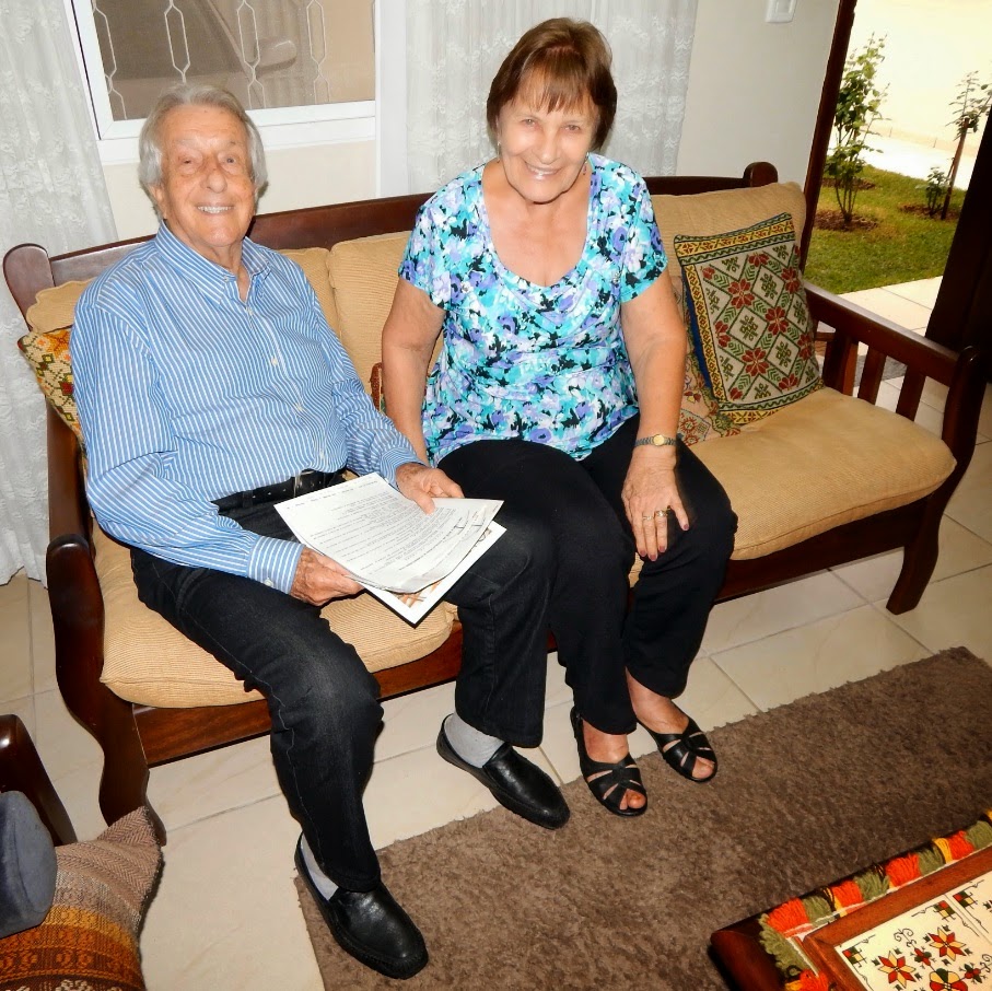 Alexander e Laima em sua residência na cidade de Nova Odessa, em setembro de 2014.