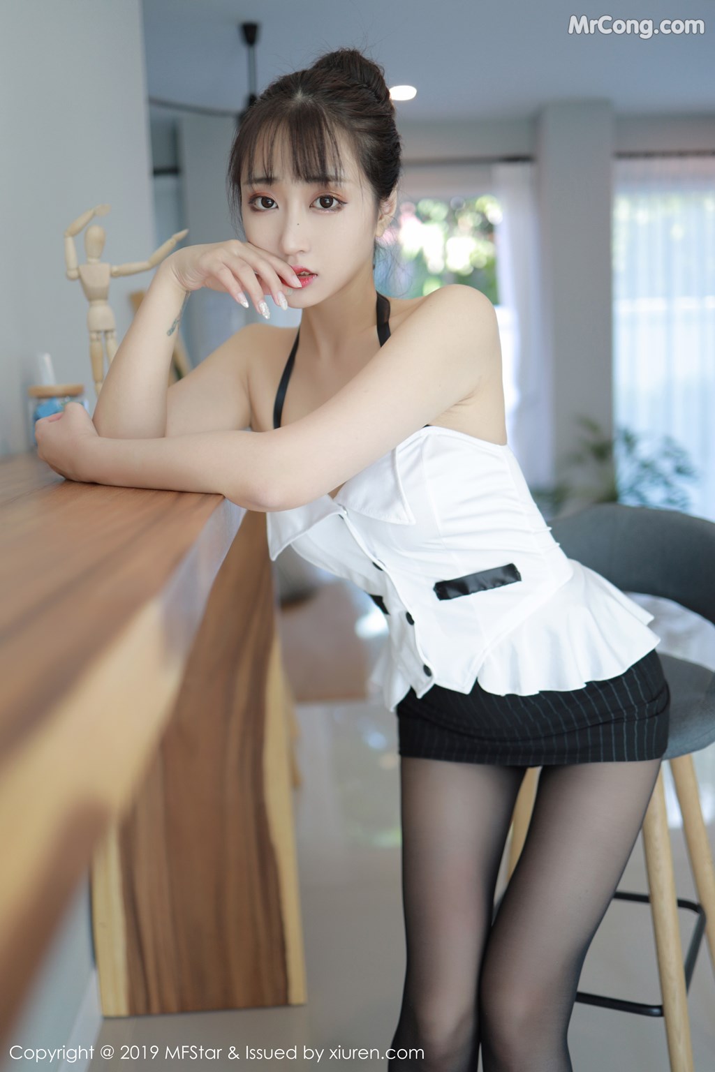 MFStar Vol. 238: Betty 林子欣 (52 photos)