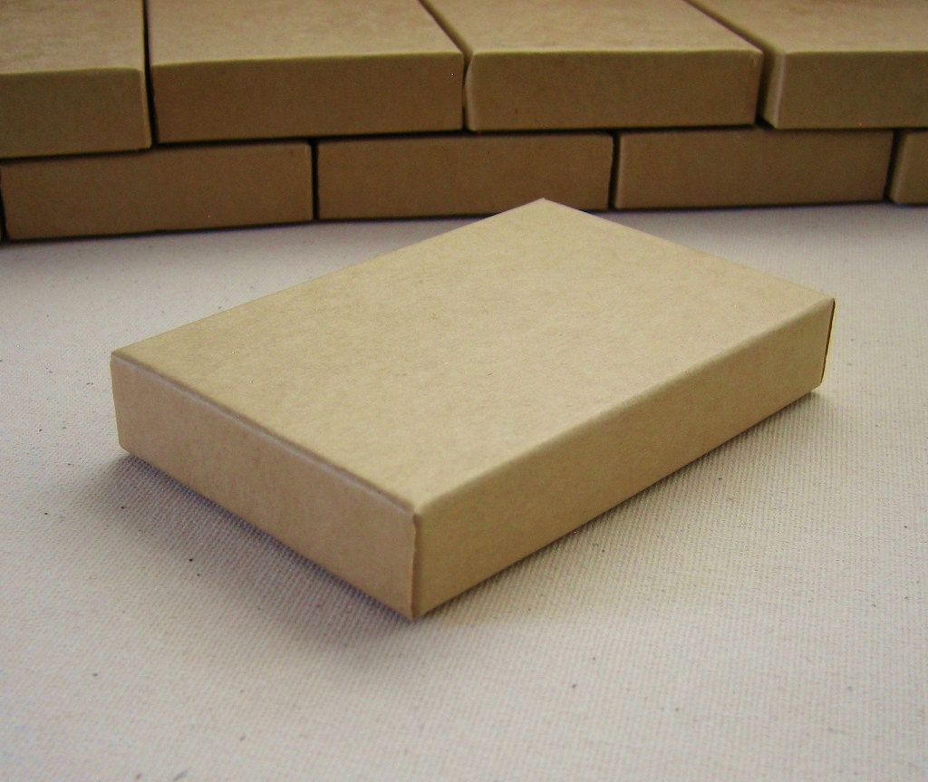 Custom Kraft Packaging Boxes Wholesale gift card boxes for retail gift