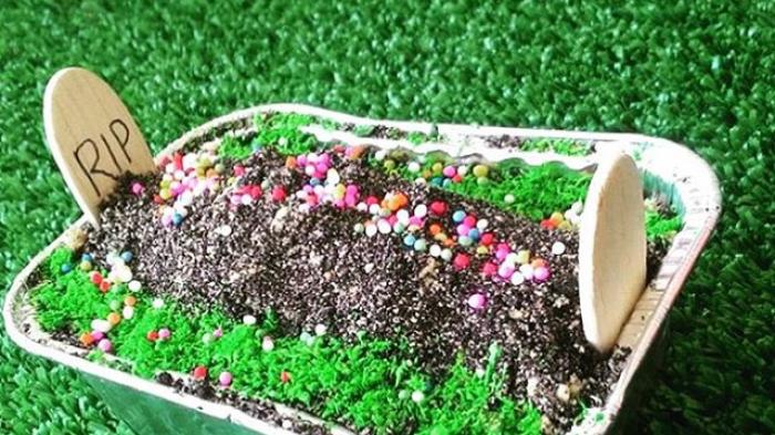 Cara Membuat Ice Cream Kuburan Mantan | wisata kuliner bertema horor ini menyeramkan tapi tetap Cara Membuat Ice Cream Kuburan Mantan | wisata kuliner bertema horor ini menyeramkan tapi tetap