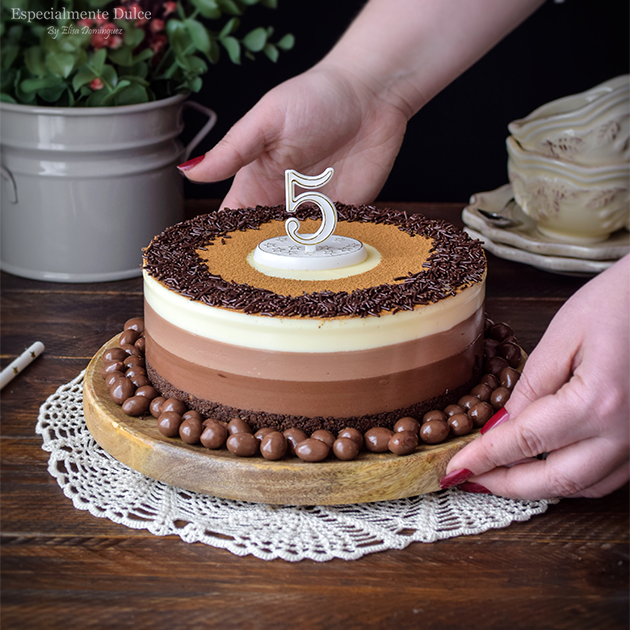 Tarta de queso tres chocolates 5º Aniversario del blog | Especialmente Dulce