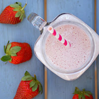 Healthy Strawberry Protein Smoothie Recipe
