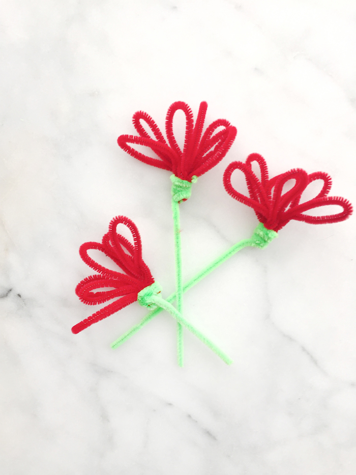 Download $1 Pipe Cleaner Craft: Warm & Fuzzy Flowers For Galentine's Day! / Hey, EEP!