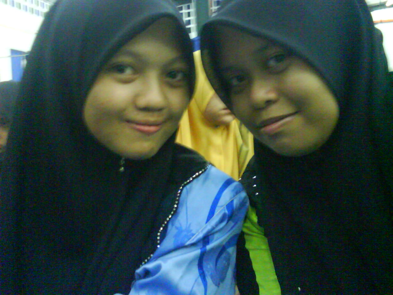 tolong doakan dia - kisah seorang gadis melayu