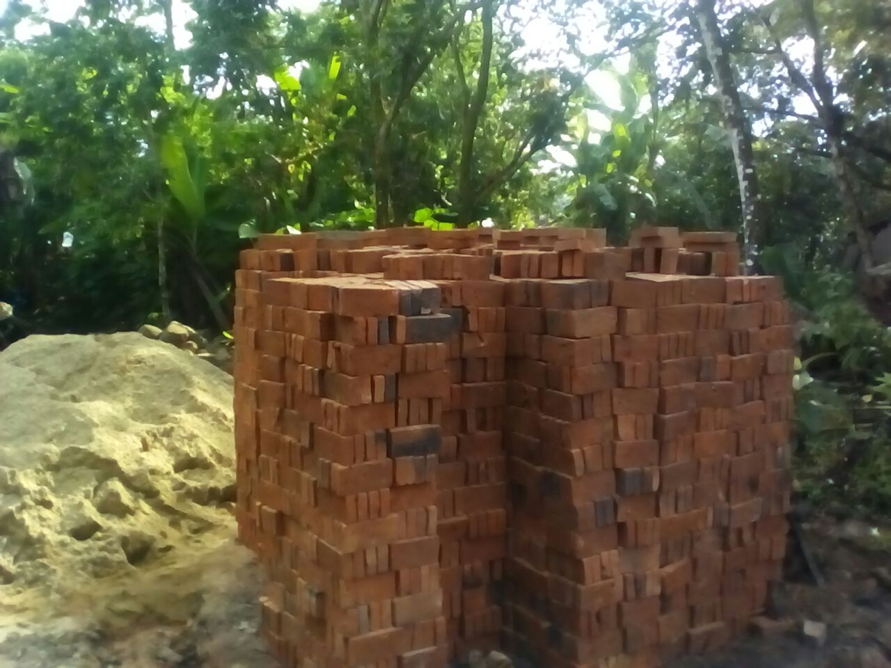 Jual Batu Bata Merah ( Free Ongkir & Kuli Bongkar Se Jabodetabekar )