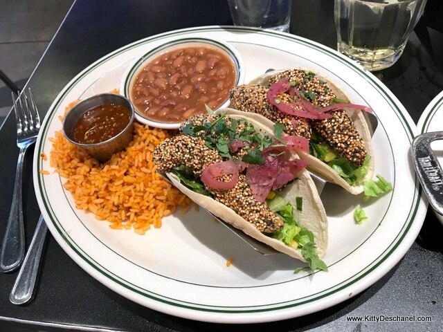 plaza cafe avocado tacos