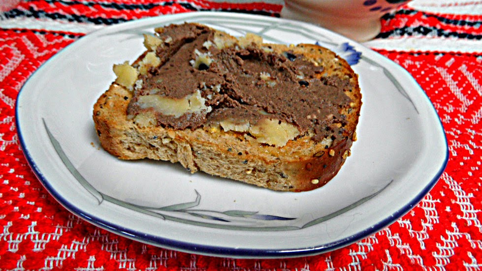 Chez Maximka Chicken liver pate with juniper berries