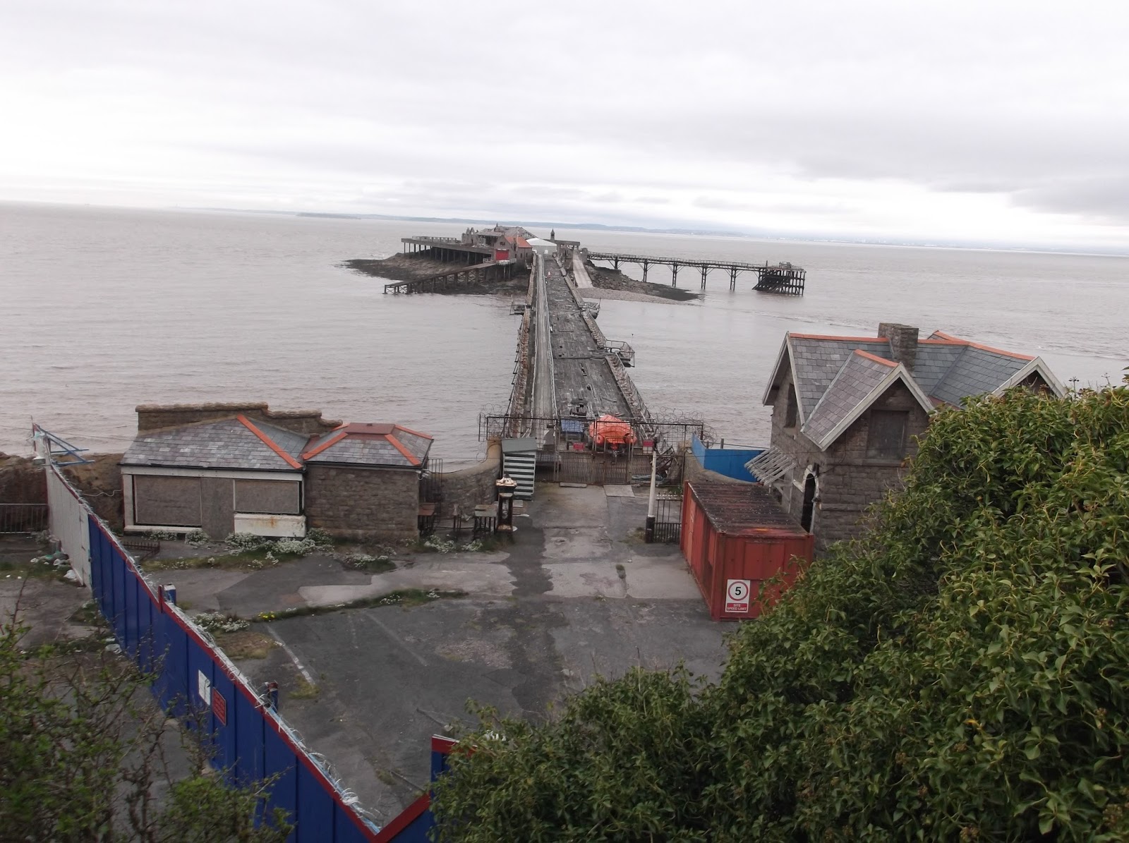 Walking the English coast the easy way! Walk 182 Highbridge to