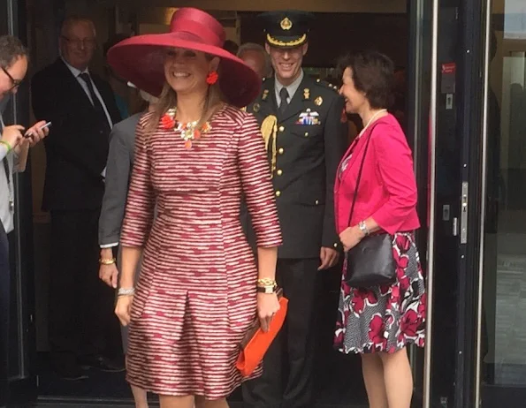 Queen Maxima during the start of the nationwide activities week ‘Kansen krijgen, Kansen pakken. Queen Maxima Natan Dress, Natan Pumps