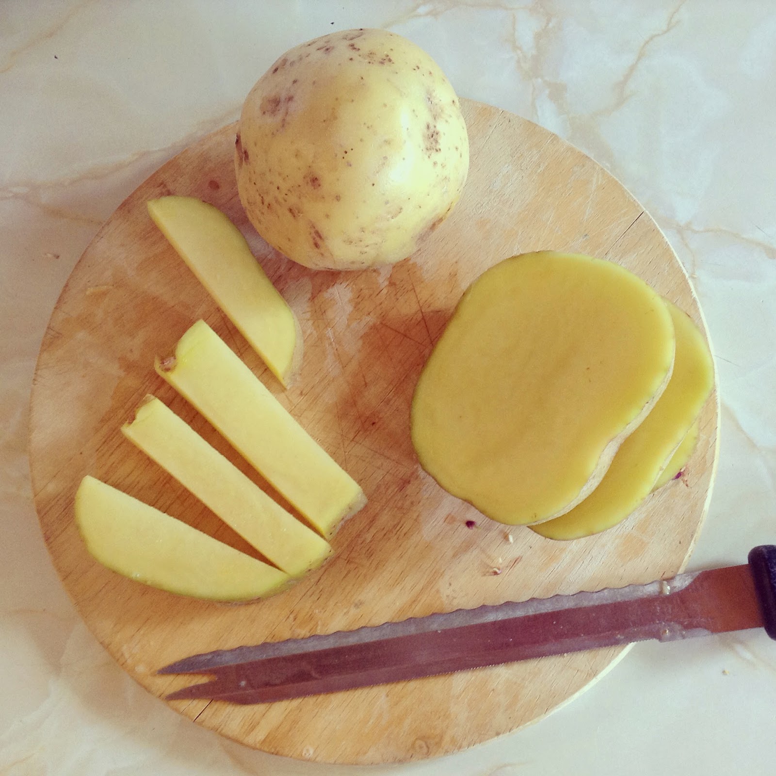 How To Make your Own Oven Baked Chips (Fries)