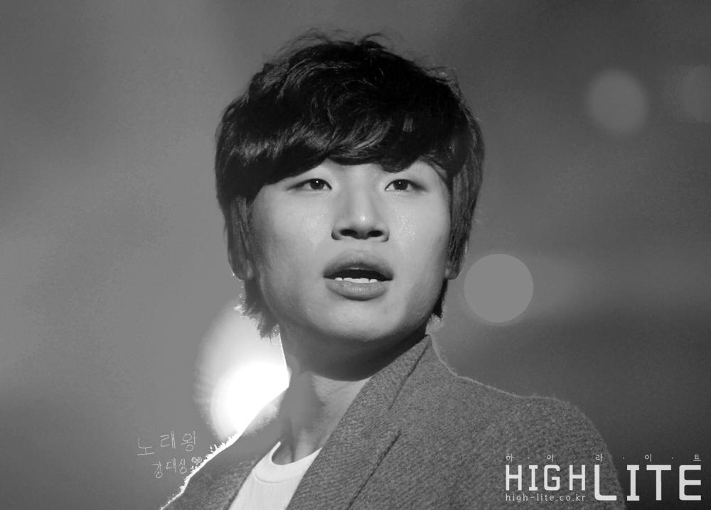 http://3.bp.blogspot.com/-W8P2QDU4IJQ/TvKO1XqDH7I/AAAAAAAAO8g/JOcNhGVCBKk/s1600/Daesung+2.gif