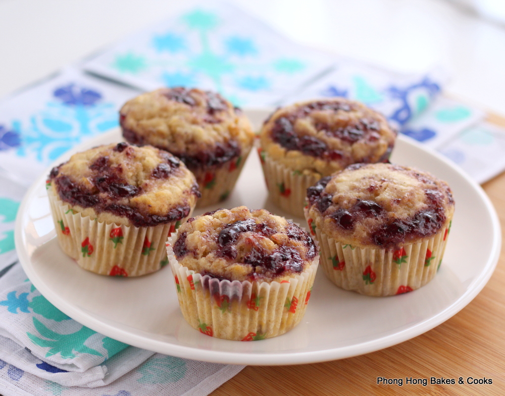 Phong Hong Bakes And Cooks Banana Muffins With Blueberry Jam Topping