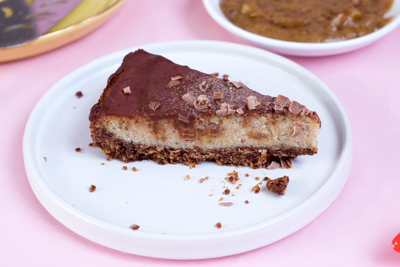 vegan chocolate caramel cheesecake