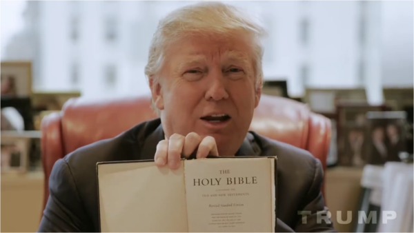 Trump y la Biblia