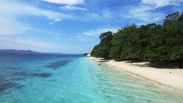 5 Tempat Wisata Terkenal yang ada di Maluku Tengah Wisatagan
