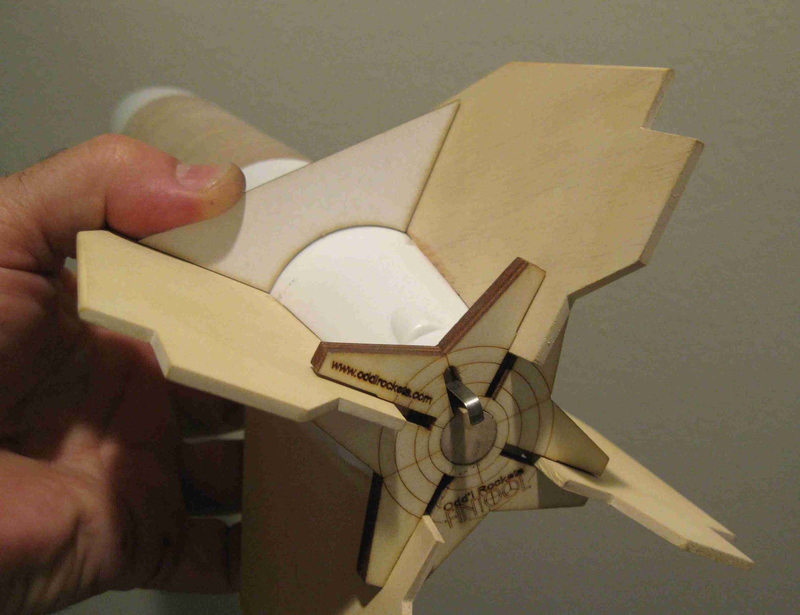 Model Rocket Building Estes V2 Build Part 16 Fin Gluing