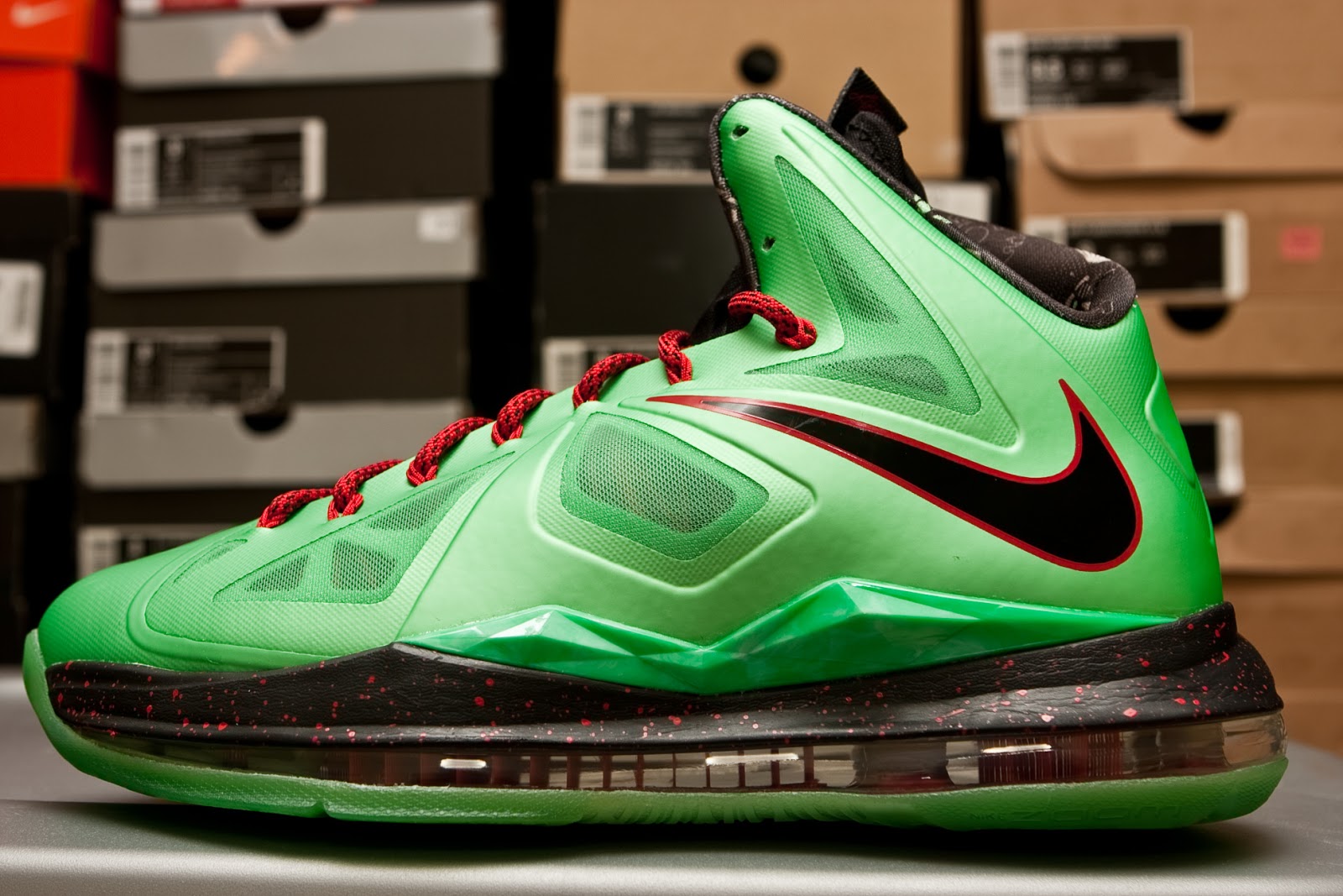HoopFader's Nutshell: Lebron 10 - Cutting Jade