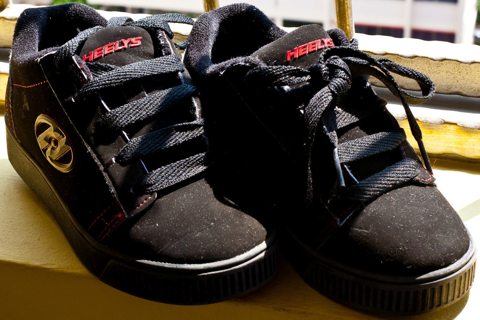 MadAboutDigit Room Clearout Heelys Skate Shoes