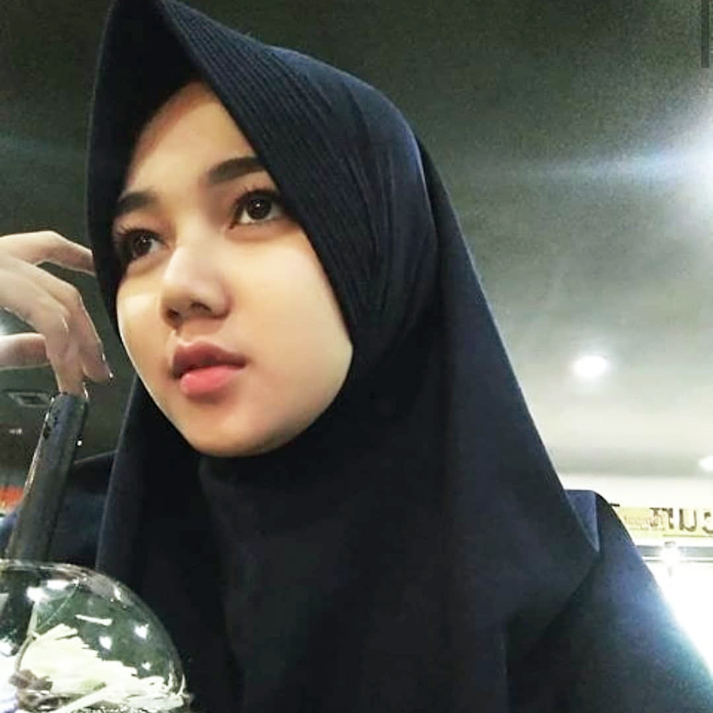 Kumpulan Foto Cewek Jilbab Cantik dan Manis untuk DP BBM Manis Bulan  Ramadhan