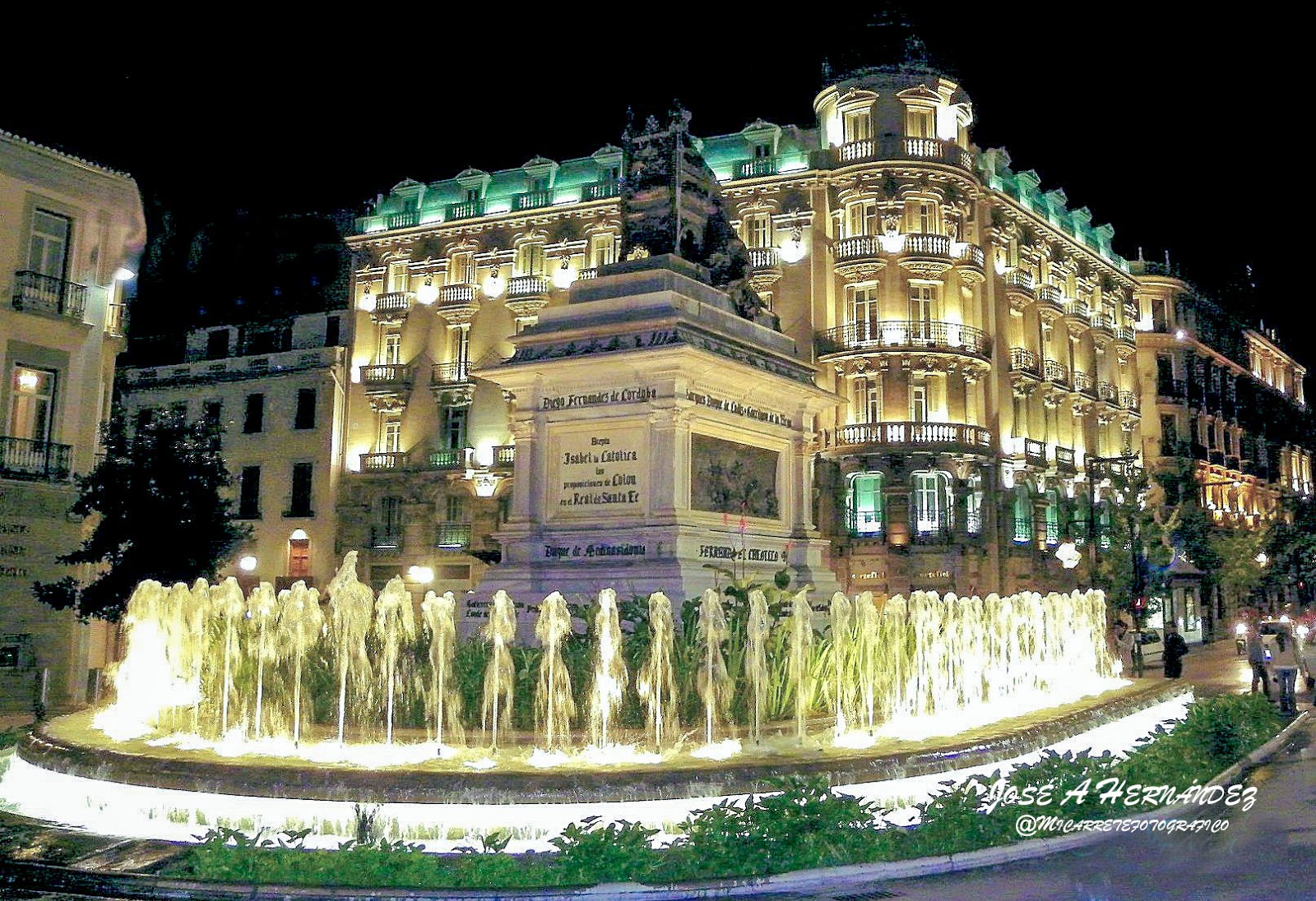 mi carrete fotográfico Plaza de Isabel la Católica