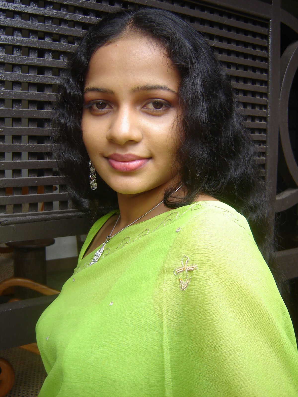 Umayangana Sri Lankan Cute Teledrama Actress Picsphotos.