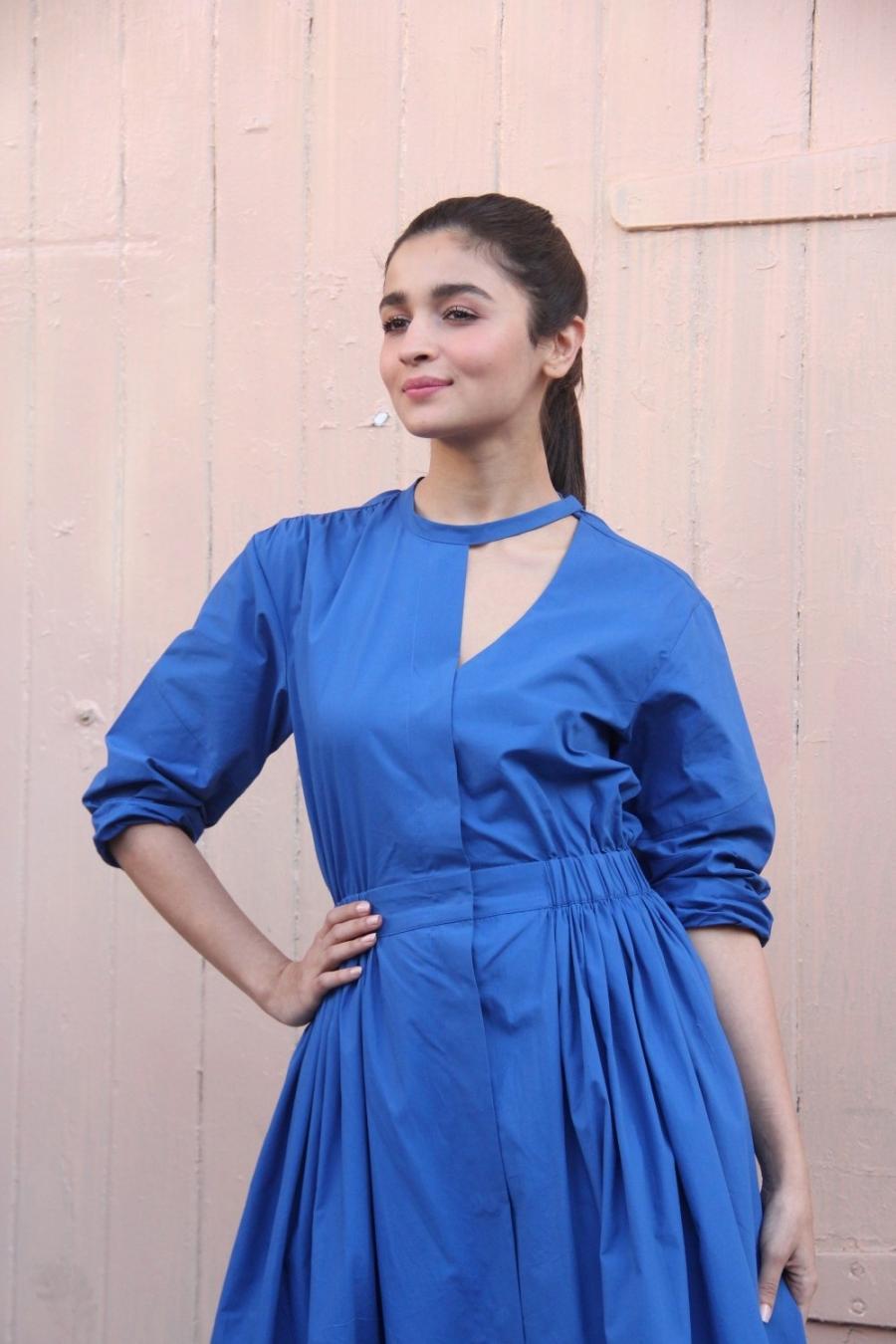 Alia Bhatt Smiling Face Photosoot In Blue Dress