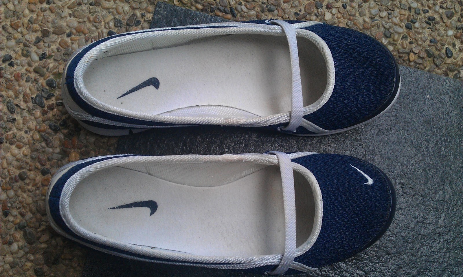 mary jane trainers nike