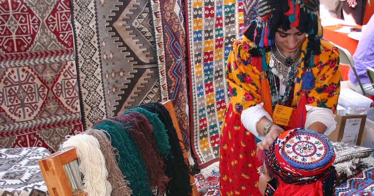 Unraveling Threads International Folk Art Festiva July 2013 Santa unraveling-threads-international-folk-art-festiva-july-2013-santa