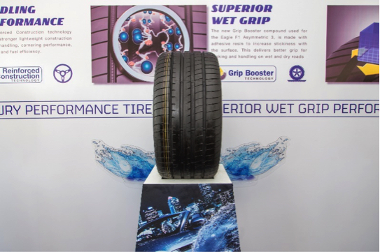 The Goodyear Eagle F1 Asymmetric 3 comes with the new Grip Booster Technology, which delivers superior grip for performance handling on wet or dry roads with shorter braking distances.