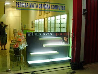 Interior Toko Kacamata / optik / eyewear 