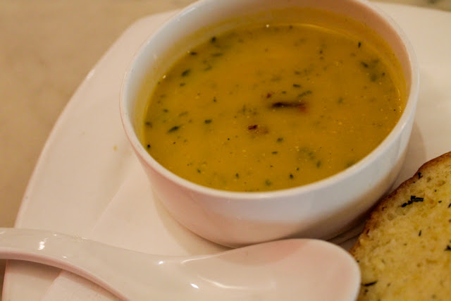 Bombay Vintage Vegetarian Vegan Healthy Gourmet Lunch Recipe Roasted Pumpkin Soup