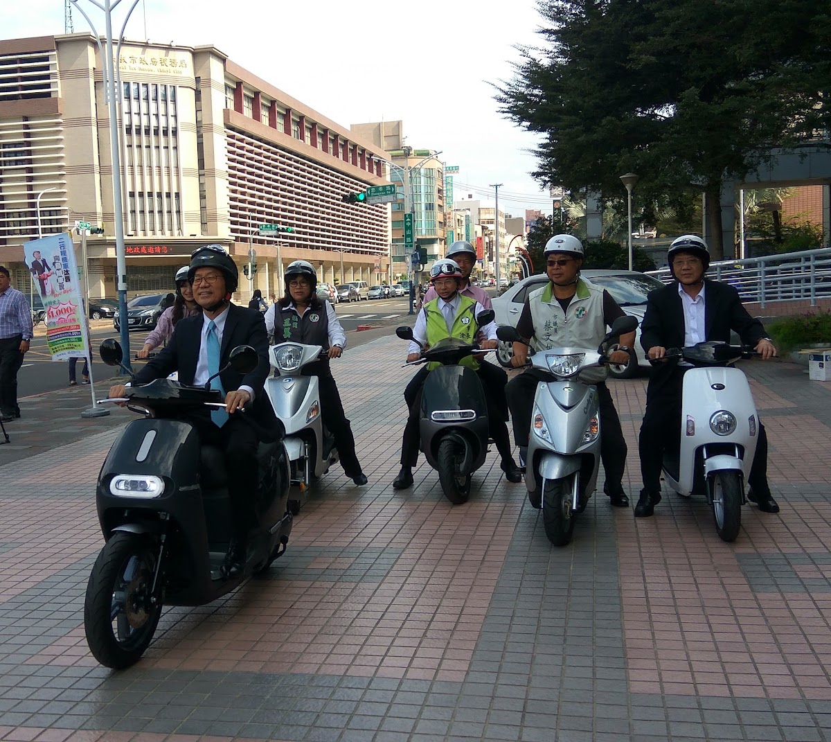 選舉來了!李應元： 嘉市汰換二行程機車達標就給1億補助 | 生活 | 新頭殼 Newtalk