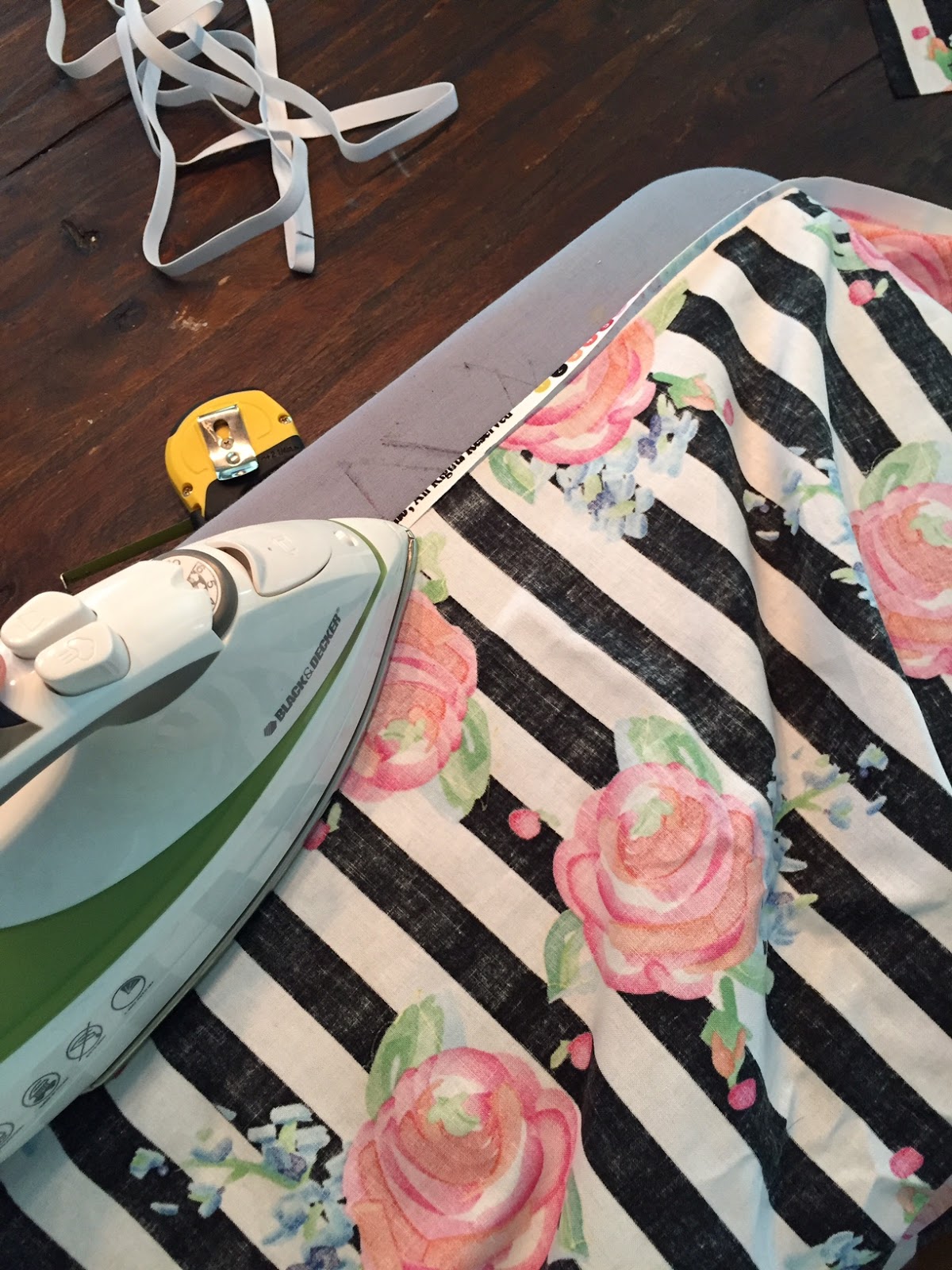 The Chronicles of Ruthie Hart DIY Crib Sheet