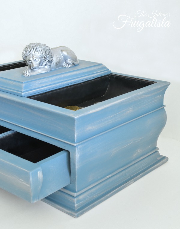 Masculine cast metal lion jewelry box with silver gilding wax