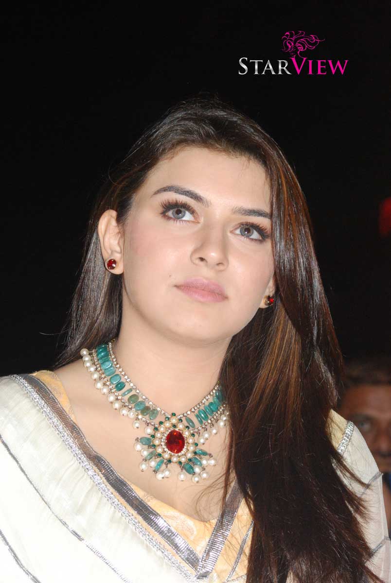 Lips Gossip: Hansika Motwani