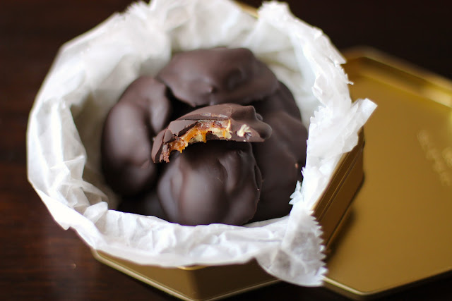 These Healthy Homemade Turtles are caramelly, chocolatey, and delicious, yet all natural, refined sugar free, gluten free, dairy free, and vegan!