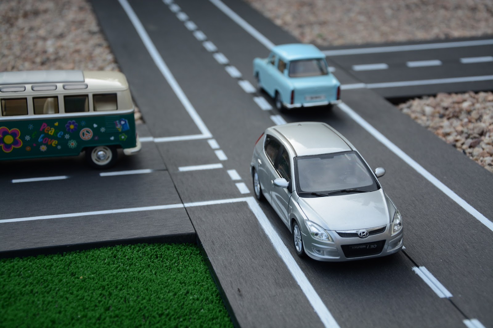 My Miniature Worlds An idea for making Gscale streets