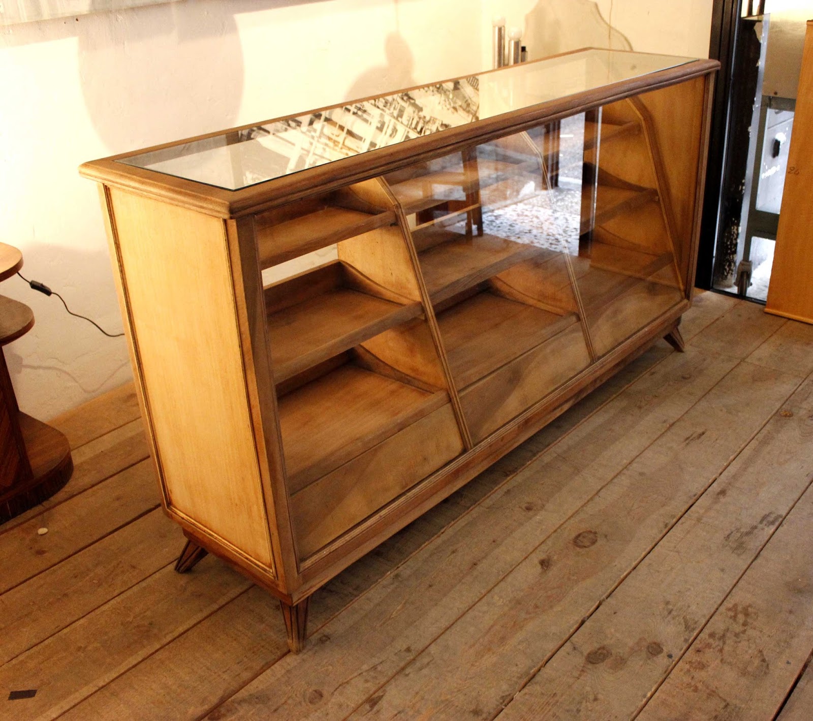 VINTAGE 4P. Tu tienda de muebles vintage en Madrid. Muebles vintage en