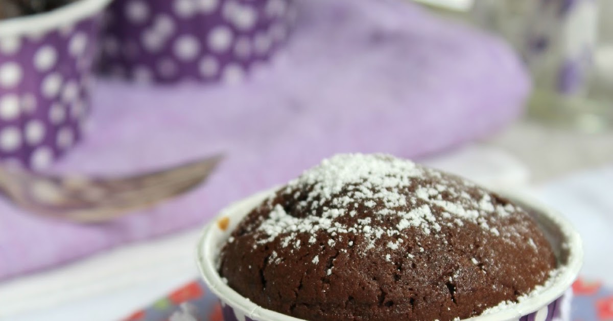 ullatrulla backt und bastelt: Rezept für Schokoladen-Brombeer-Muffins