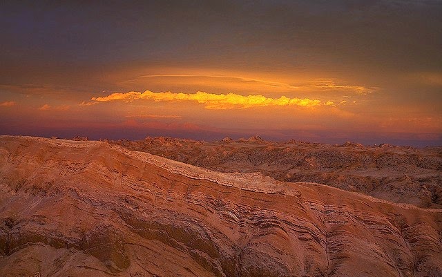 Moon Valley, Chile | 10 Places to See Beautiful Sunset Around The World Moon Valley, Chile | 10 Places to See Beautiful Sunset Around The World