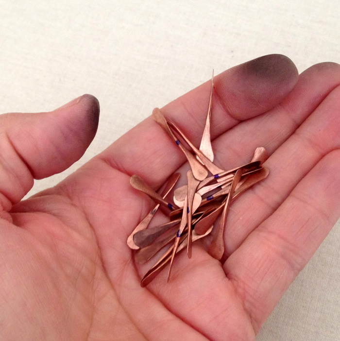 Free Tutorials: Hammered Wire Stick Projects at Lisa Yang's Jewelry Blog