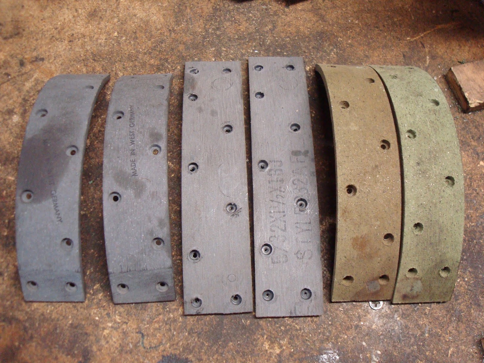Scottie's Replacing brake shoe linings on a BMW /2 Motorcycle
