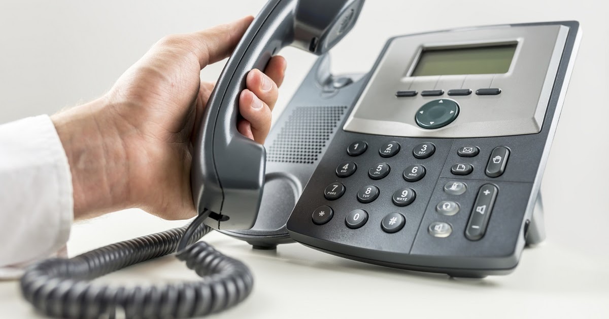 Why is it possible to disconnect an call in a mobile phone