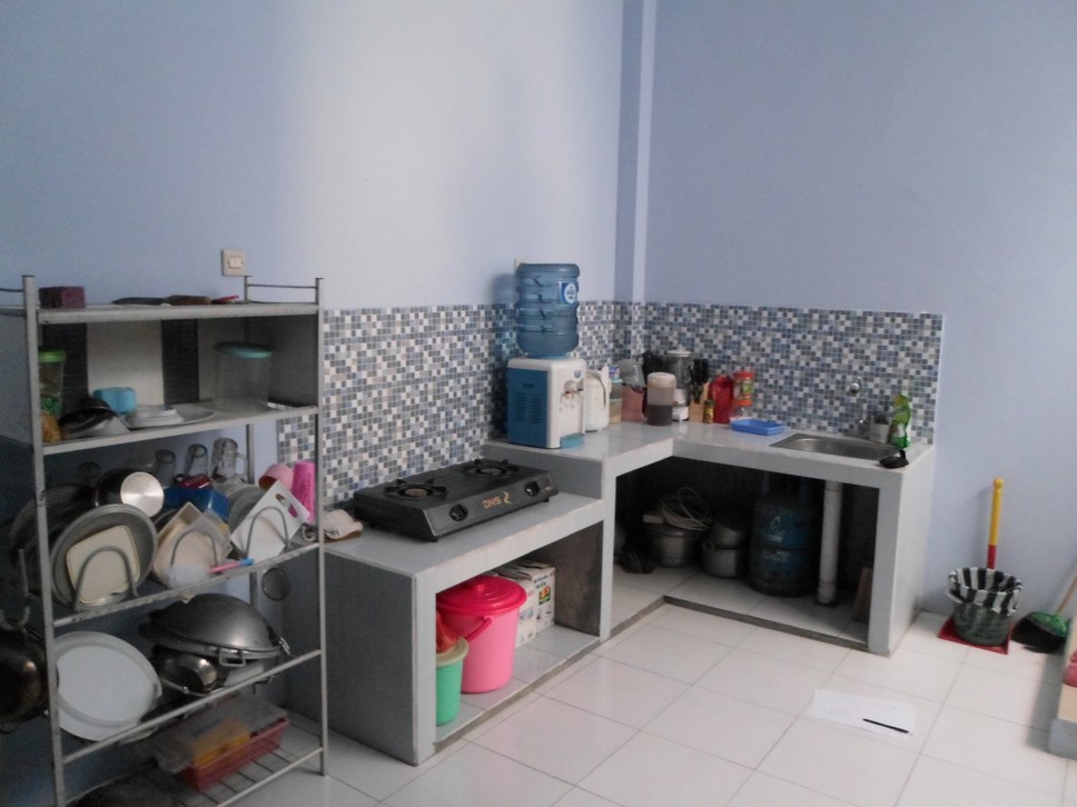 Kitchen Set Bantuk L (L-Shape) - Furniture Dapur - Furniture Semarang