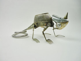 04-Chameleon-Sculptor-Recycled-Animal-Sculptures-Dean-Patman-Graphic-Design-www-designstack-co